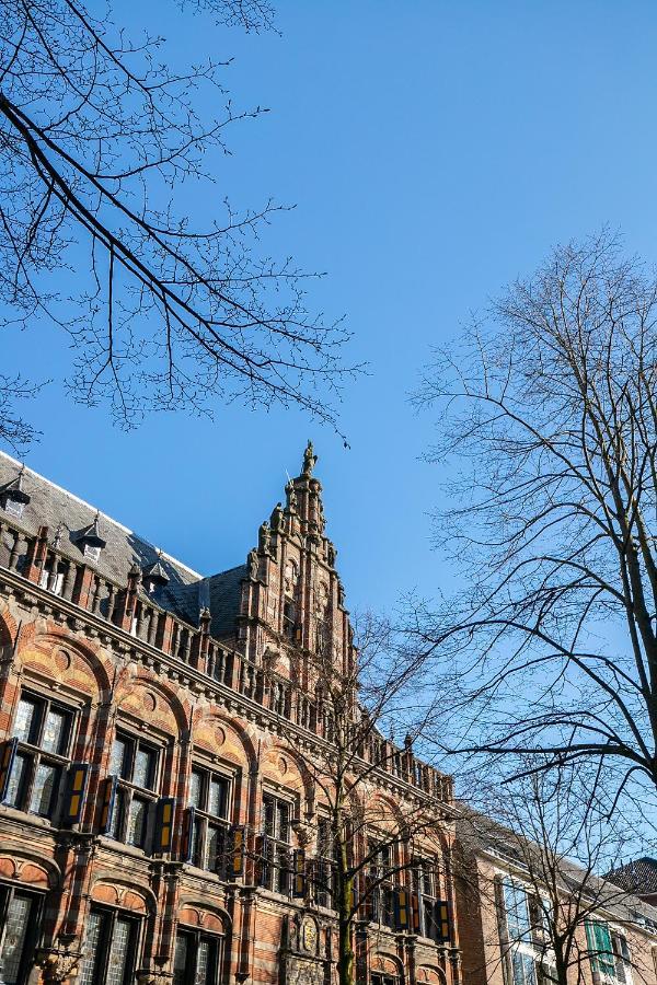 Uniek Verblijf In Herenhuis, Eigen Appartement Op De Tweede Etage Van Ons Huis Leeuwarden Exterior photo